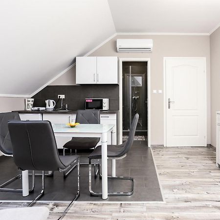 Gardi Apartman Szekszárd Екстериор снимка