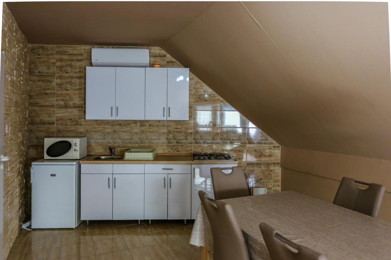 Gardi Apartman Szekszárd Екстериор снимка