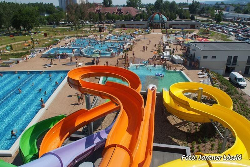 Gardi Apartman Szekszárd Стая снимка