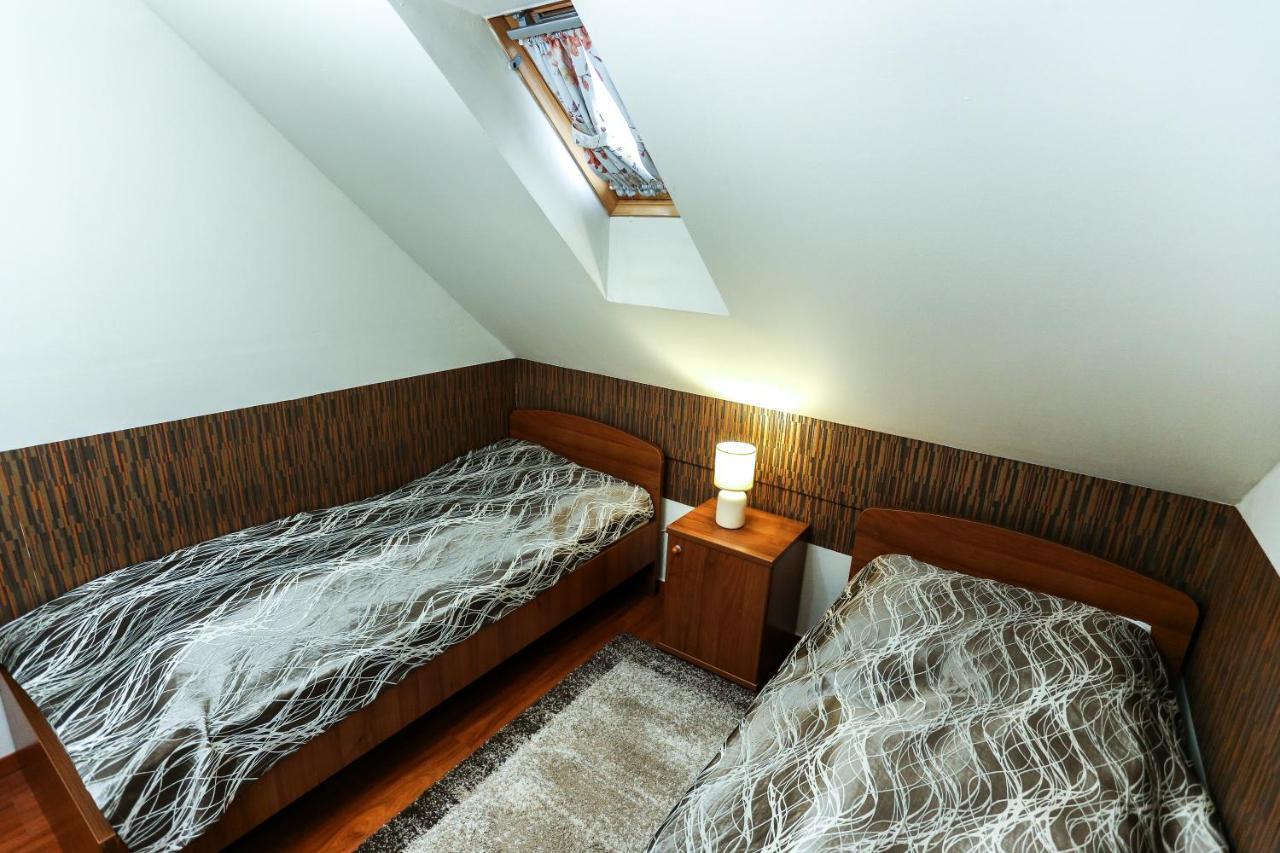 Gardi Apartman Szekszárd Екстериор снимка
