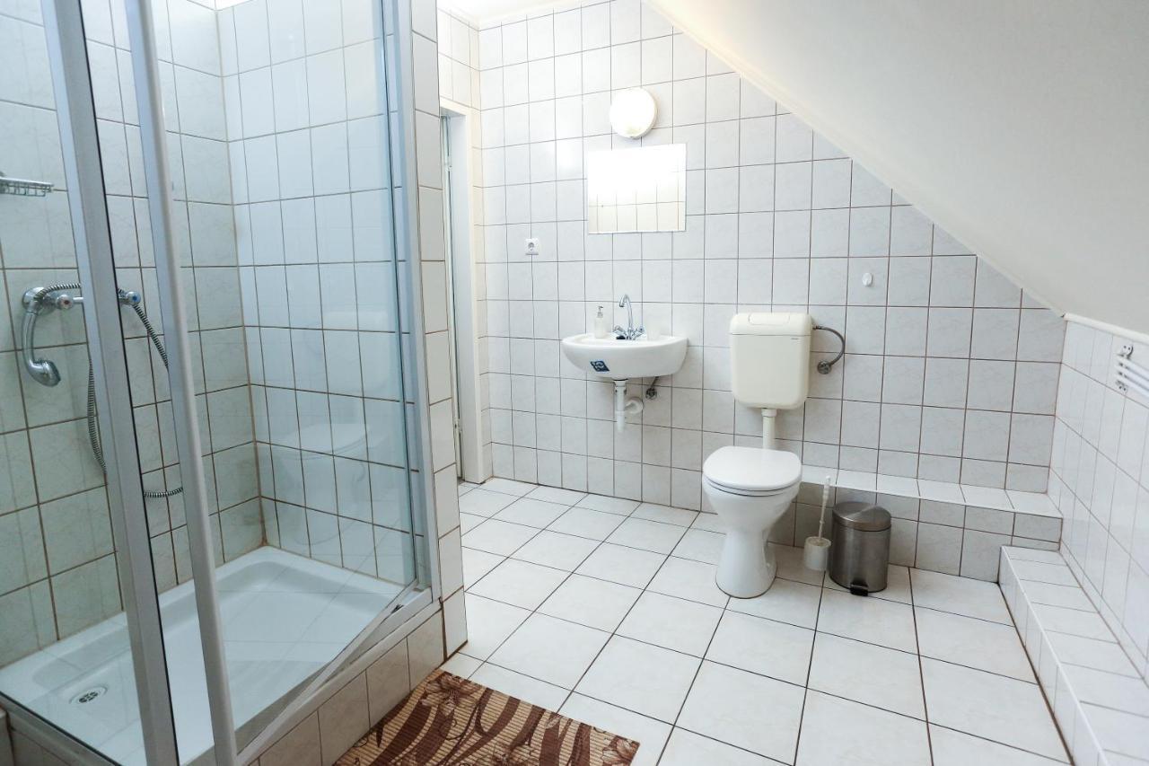 Gardi Apartman Szekszárd Екстериор снимка