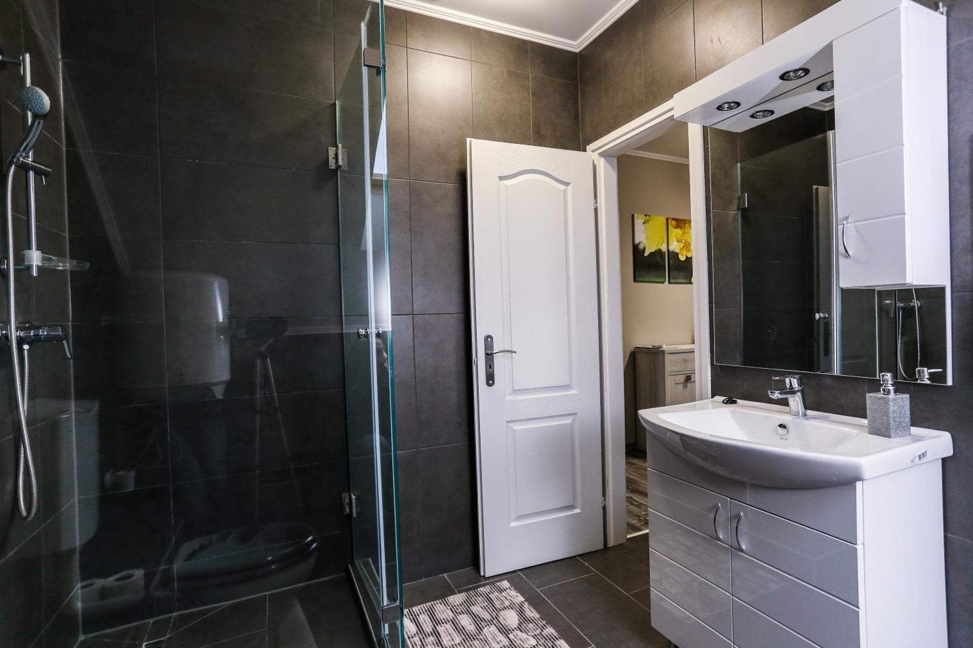 Gardi Apartman Szekszárd Екстериор снимка