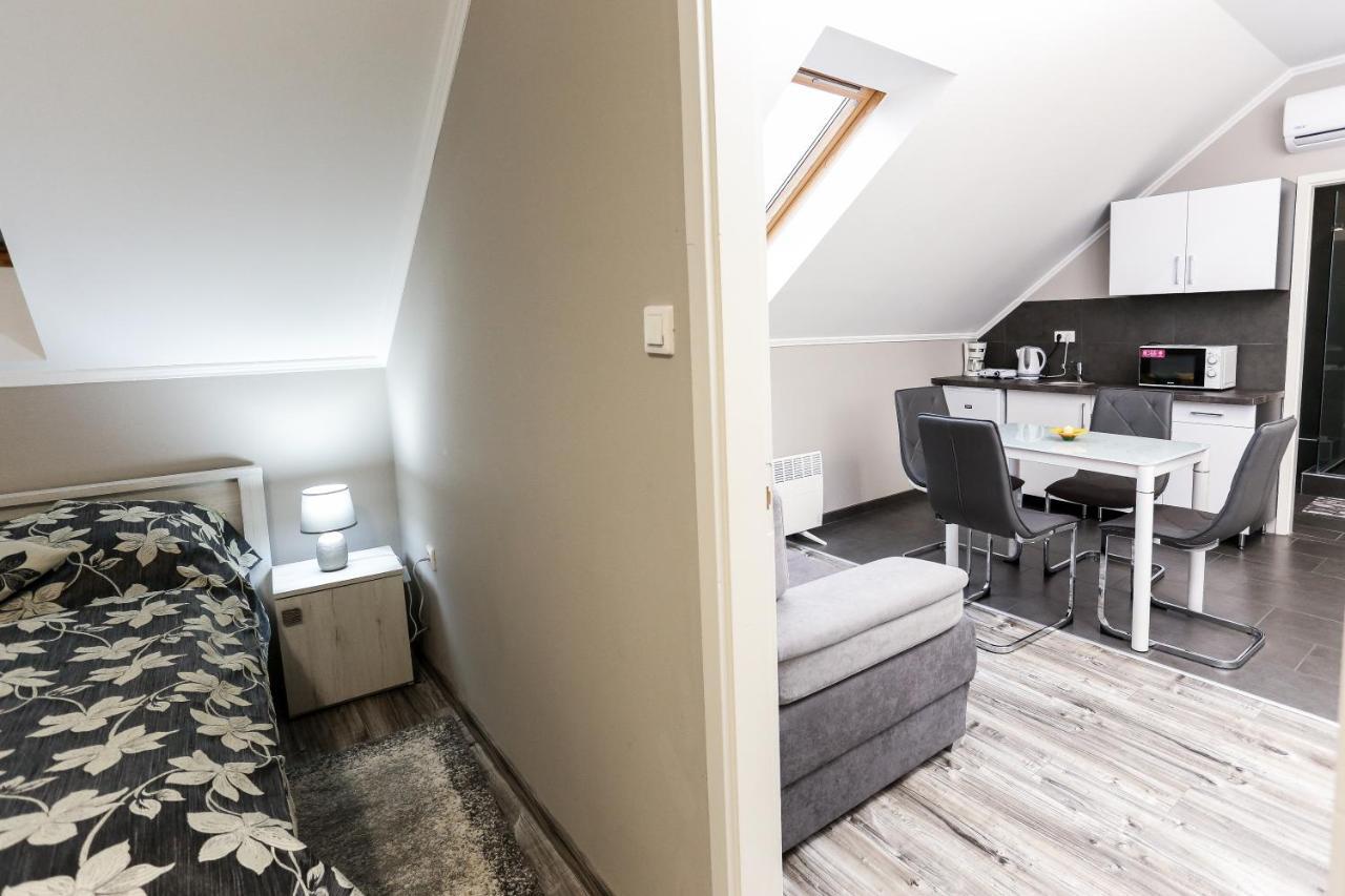 Gardi Apartman Szekszárd Екстериор снимка