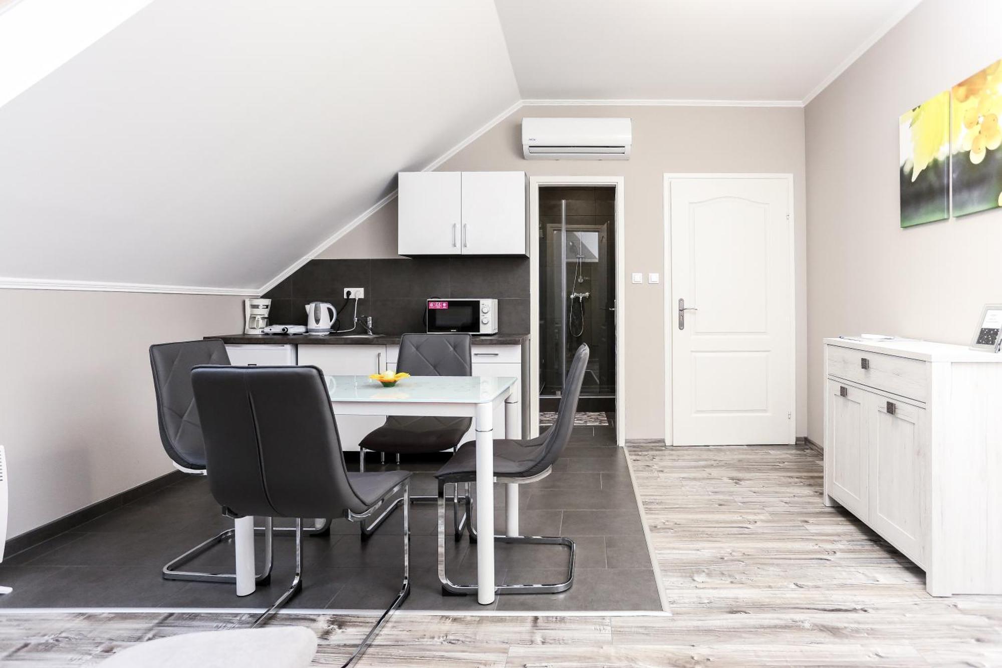Gardi Apartman Szekszárd Екстериор снимка